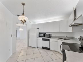 4400 NW 30th Street 328, Coconut Creek FL 33066