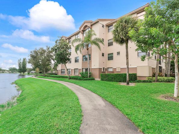 4400 NW 30th Street 328, Coconut Creek FL 33066