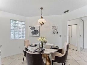 4400 NW 30th Street 328, Coconut Creek FL 33066