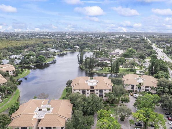 4400 NW 30th Street 328, Coconut Creek FL 33066