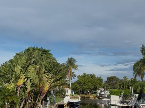 1304 SE 10th Ter, Deerfield Beach FL 33441