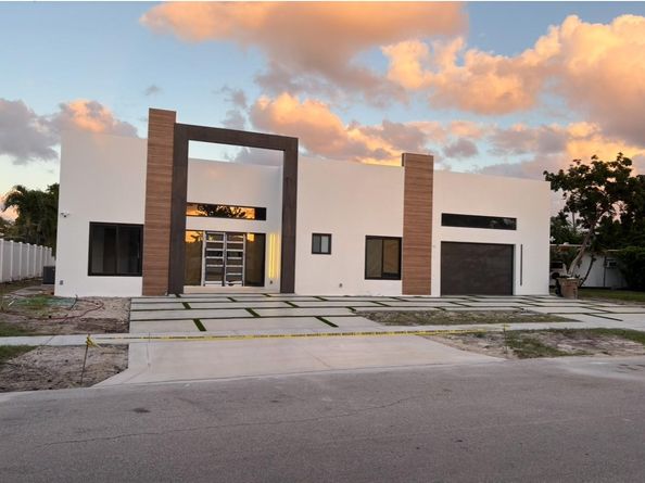 1304 SE 10th Ter, Deerfield Beach FL 33441