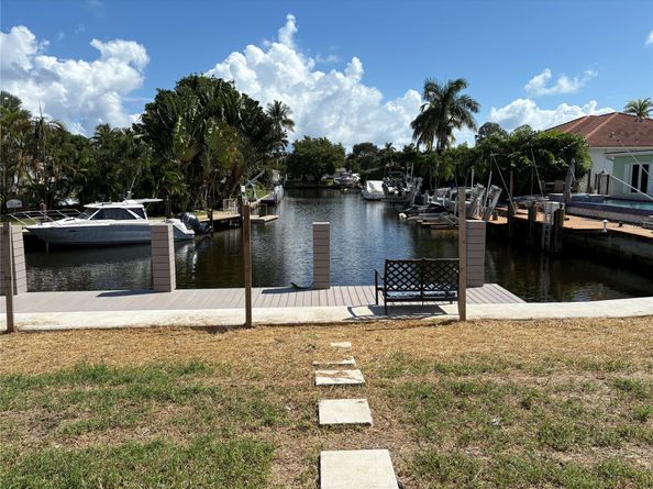 1304 SE 10th Ter, Deerfield Beach FL 33441