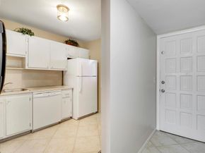 4070 Tivoli Court 204, Lake Worth FL 33467
