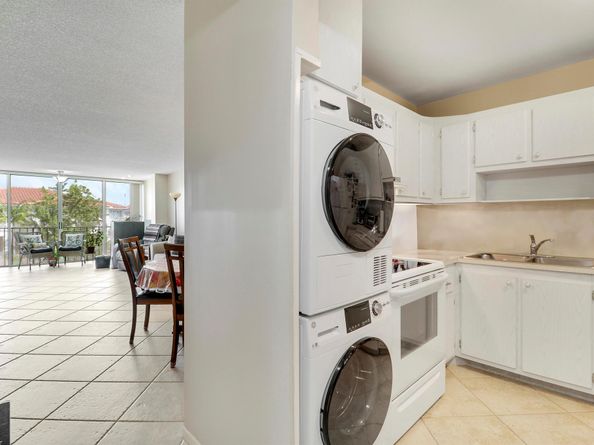 4070 Tivoli Court 204, Lake Worth FL 33467