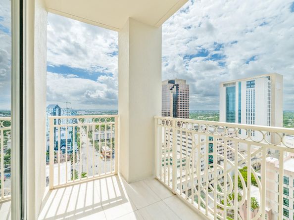 511 SE 5th Ave 2114, Fort Lauderdale FL 33301