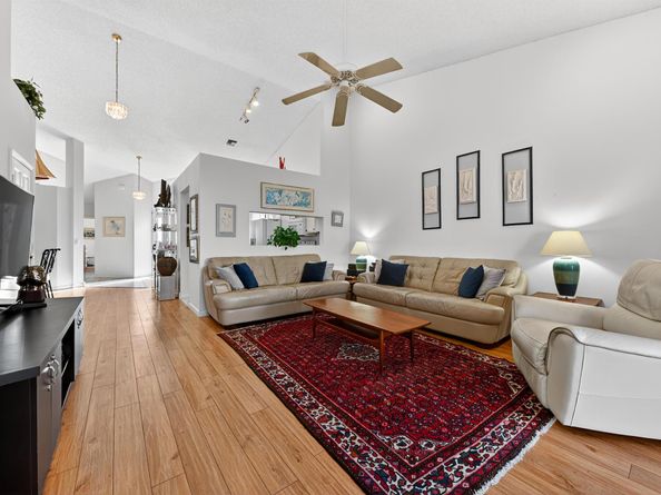 6140 Long Key Lane, Boynton Beach FL 33472