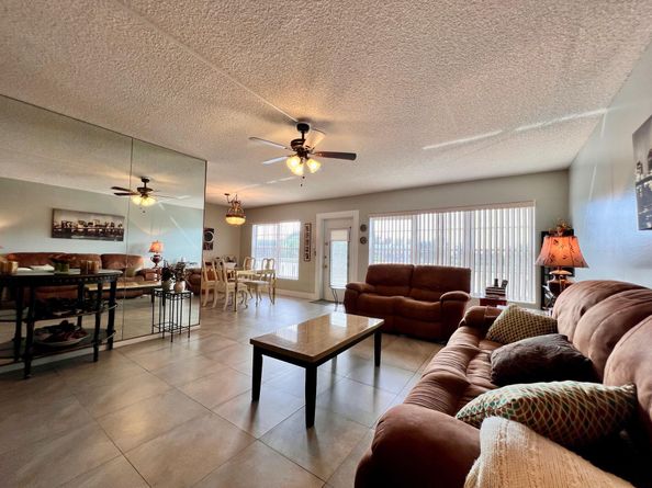 303 Wellington C, West Palm Beach FL 33417