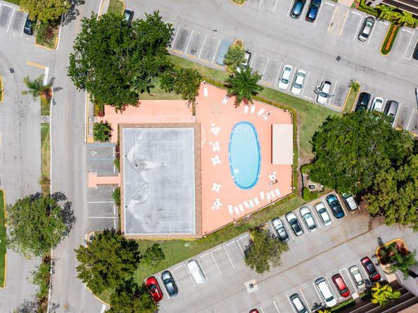 10422 NW 24th Place 408, Sunrise FL 33322