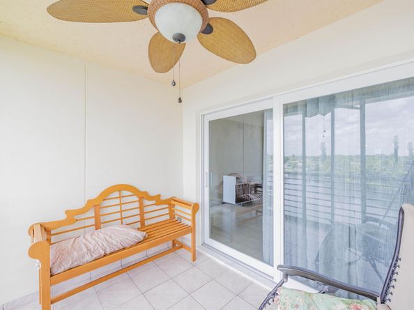 10422 NW 24th Place 408, Sunrise FL 33322