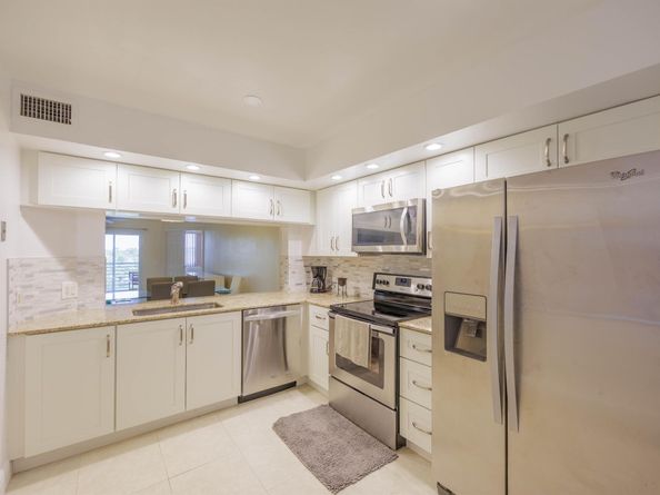 10422 NW 24th Place 408, Sunrise FL 33322