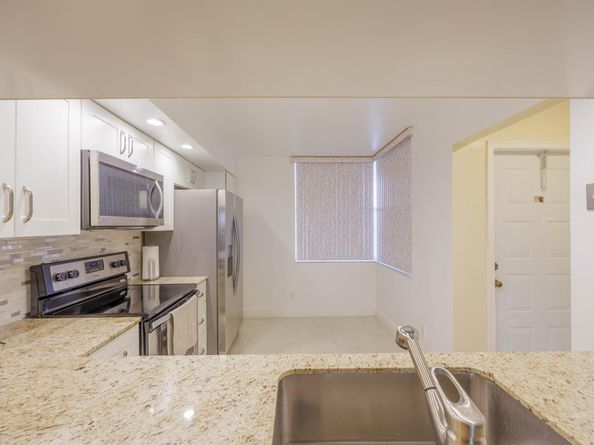 10422 NW 24th Place 408, Sunrise FL 33322