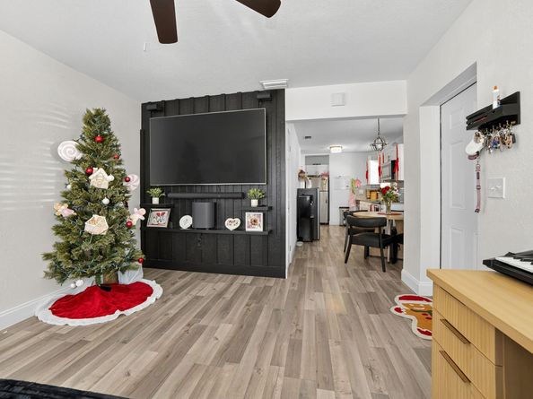 501 S E St, Lake Worth Beach FL 33460