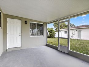 1425 S 24th Court, Hollywood FL 33020