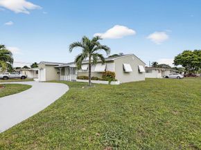 1425 S 24th Court, Hollywood FL 33020