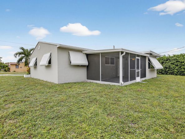 1425 S 24th Court, Hollywood FL 33020