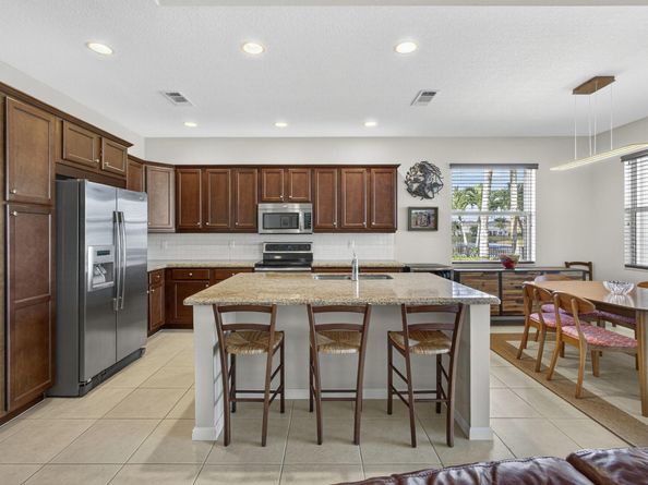 9728 Phipps Lane, Wellington FL 33414