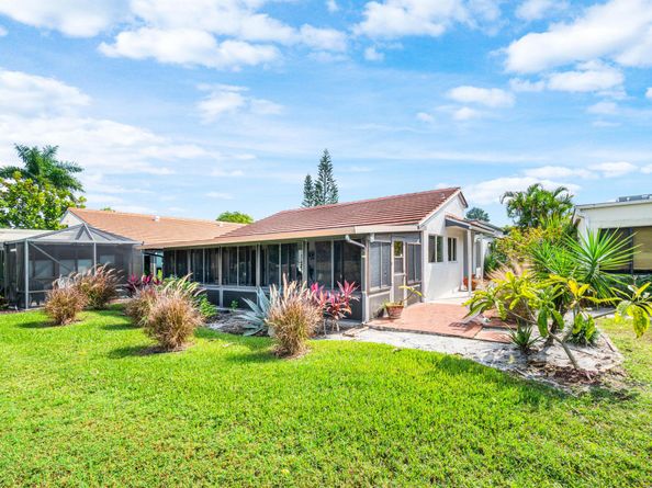 5695 Ainsley Court, Boynton Beach FL 33437