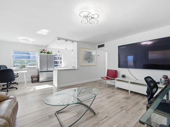 193 Burgundy E, Delray Beach FL 33484