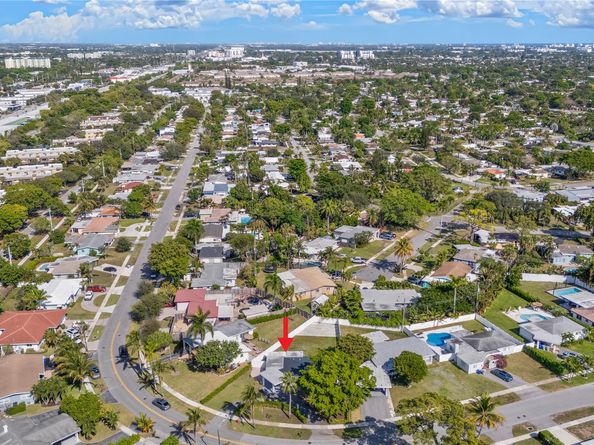 455 SW 14th Ct, Pompano Beach FL 33060