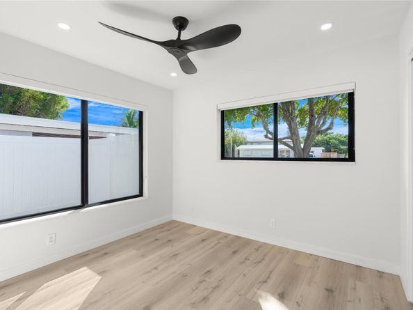 455 SW 14th Ct, Pompano Beach FL 33060