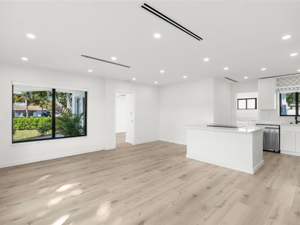 455 SW 14th Ct, Pompano Beach FL 33060