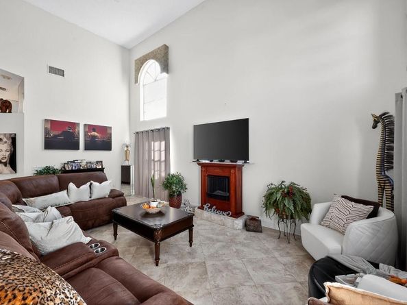 8624 Windy Cir, Boynton Beach FL 33472