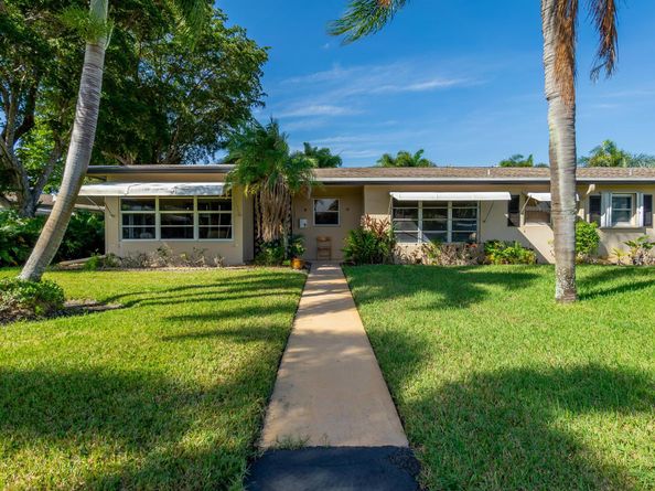 1042 North Drive A, Delray Beach FL 33445
