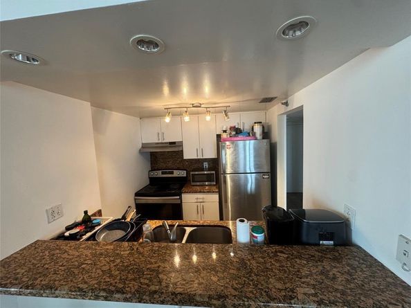 850 N Miami Ave 703, Miami FL 33136