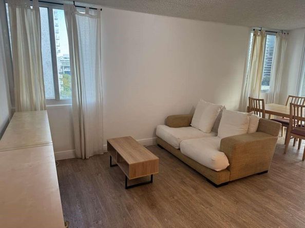 850 N Miami Ave 703, Miami FL 33136