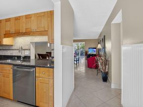 2601 NE 3rd Ct 112, Boynton Beach FL 33435