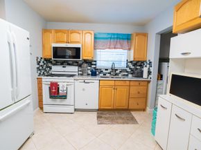 4386 Bamboo Drive, Palm Beach Gardens FL 33410