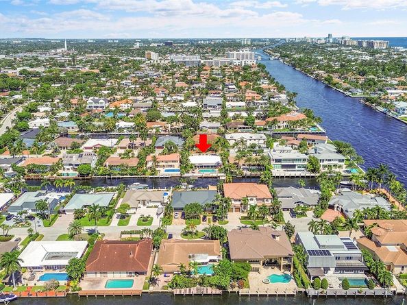 3050 NE 40th Ct, Fort Lauderdale FL 33308