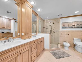 3050 NE 40th Ct, Fort Lauderdale FL 33308