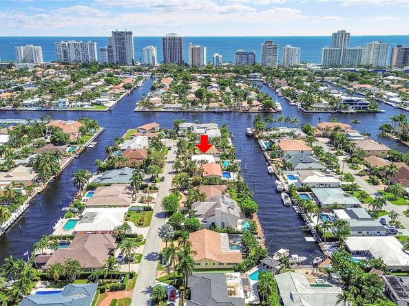 3050 NE 40th Ct, Fort Lauderdale FL 33308