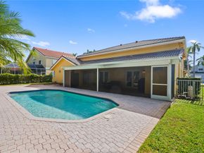 19775 NW 10th St, Pembroke Pines FL 33029