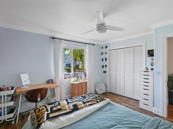 19775 NW 10th St, Pembroke Pines FL 33029