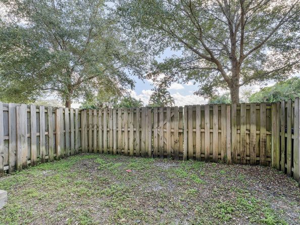 5436 NW 27th Street, Margate FL 33063