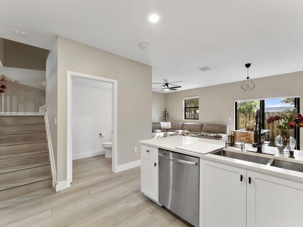 5436 NW 27th Street, Margate FL 33063