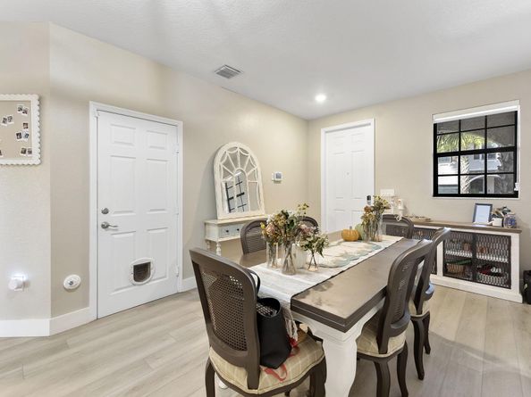 5436 NW 27th Street, Margate FL 33063