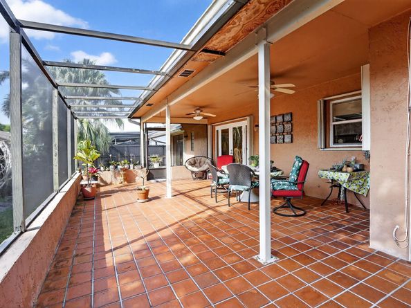 10120 Sheridan St., Pembroke Pines FL 33026