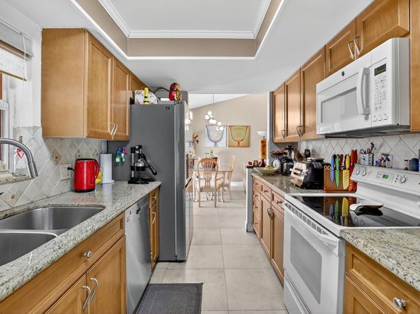 10120 Sheridan St., Pembroke Pines FL 33026