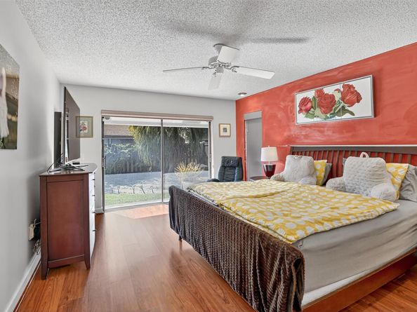 10120 Sheridan St., Pembroke Pines FL 33026