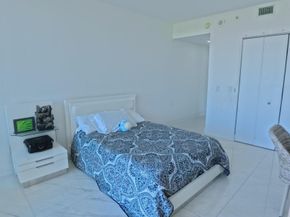 650 NE 32nd Street 1601, Miami FL 33137