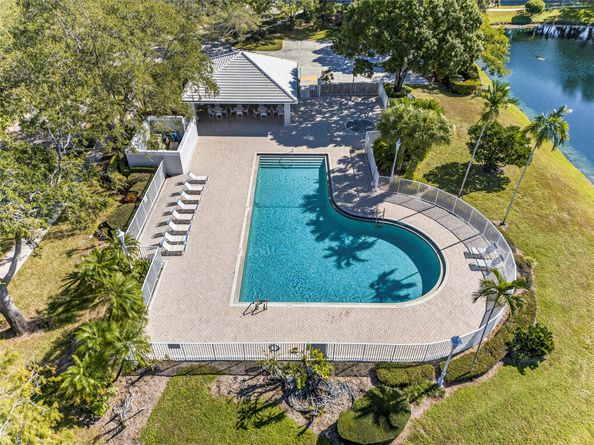 3004 Lakemont Court, Palm Beach Gardens FL 33403