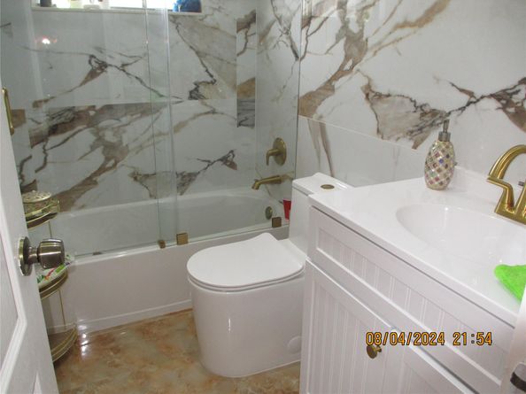 9330 NW 10 Street, Pembroke Pines FL 33024