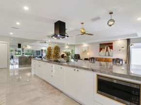 13397 Garth Court, Palm Beach Gardens FL 33418