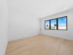 2880 NE 9th Street, Pompano Beach FL 33062