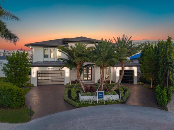 2880 NE 9th Street, Pompano Beach FL 33062