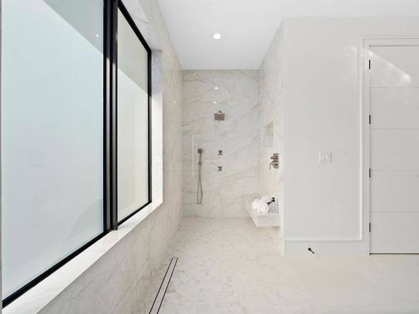 2880 NE 9th Street, Pompano Beach FL 33062